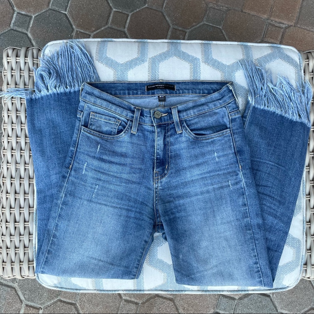 Flying monkey jeans w frayed hem